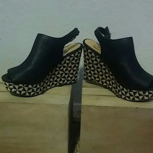 Hardly worn wedges